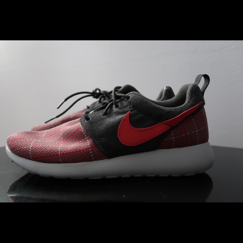 Nike women shoes size 6